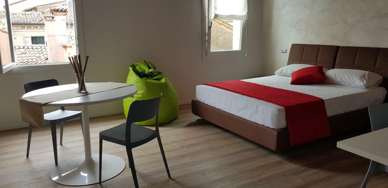 Bed and Breakfast Ca' Dell'Angelo Кьоджа Экстерьер фото
