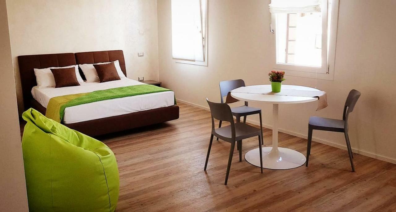 Bed and Breakfast Ca' Dell'Angelo Кьоджа Экстерьер фото